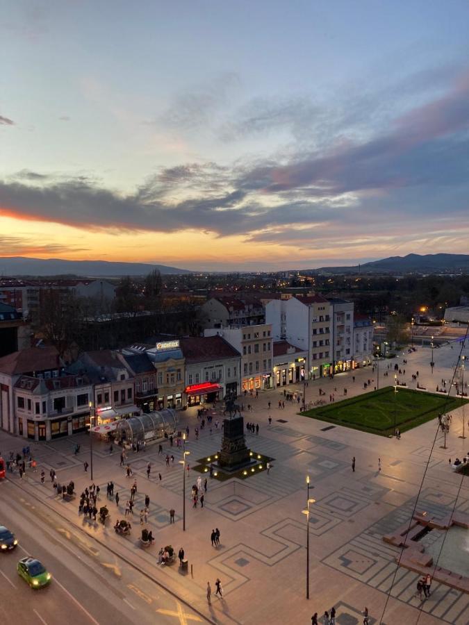 Lux Modern City Centre Self Check-In- Free Parking Ниш Екстер'єр фото